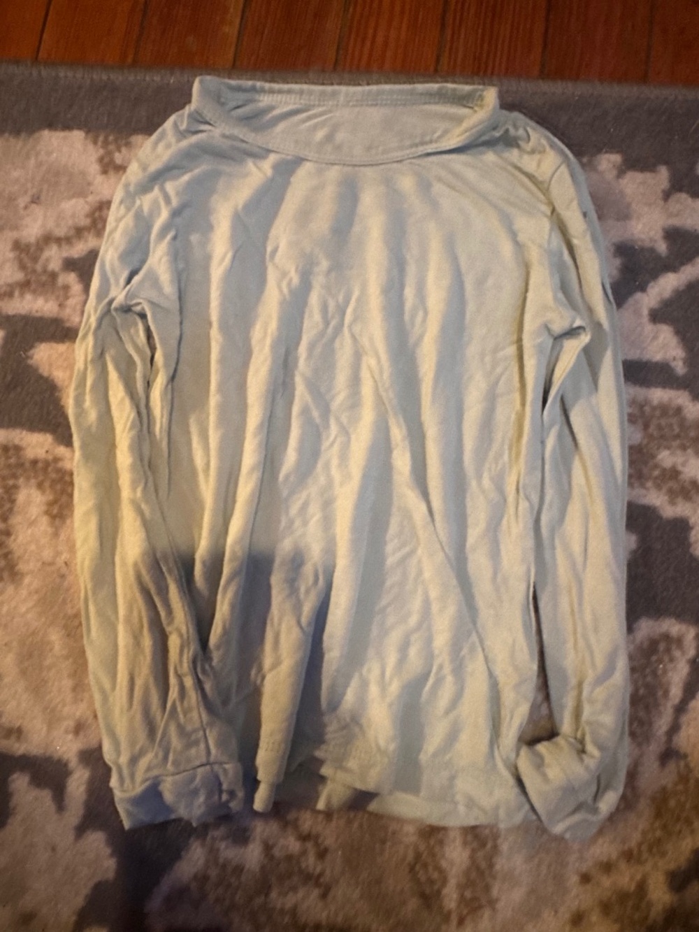 Guisby bamboo blend size 18-24 months Long-Sleeve Crewneck Top - Light Sage